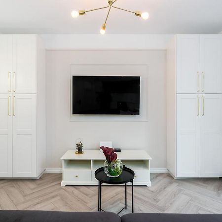 Modern Studio Apartments Poznań City Center by Renters Zewnętrze zdjęcie