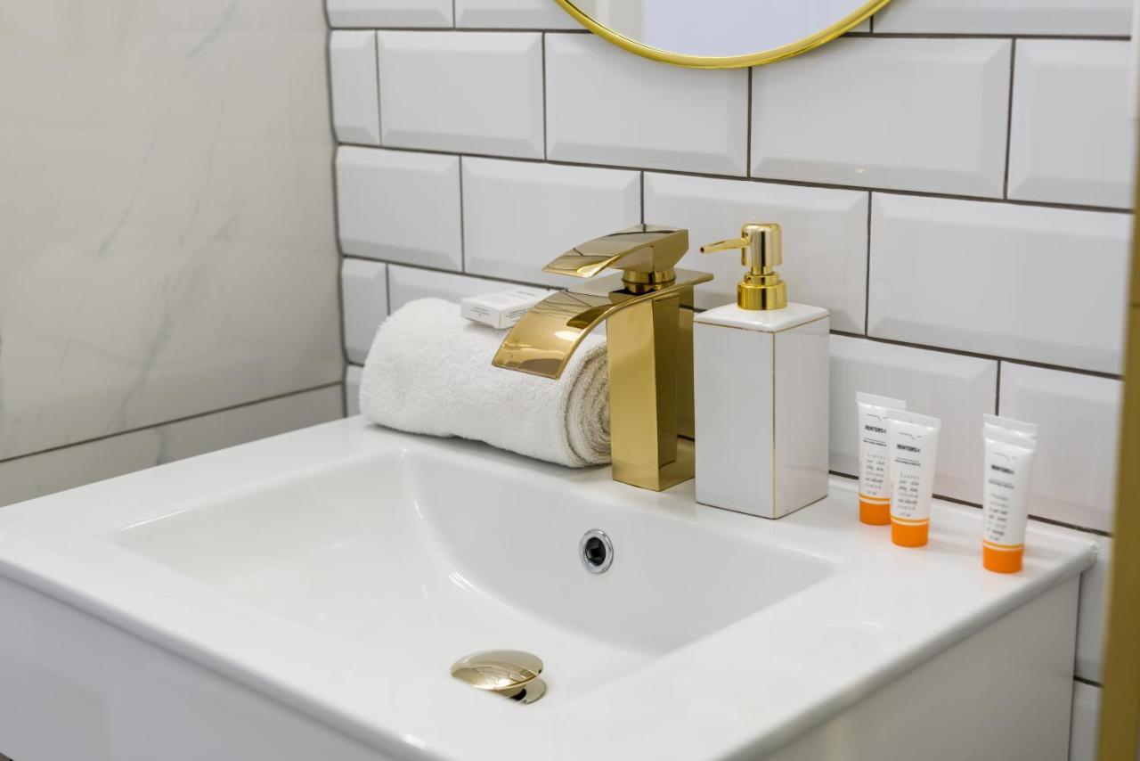 Modern Studio Apartments Poznań City Center by Renters Zewnętrze zdjęcie